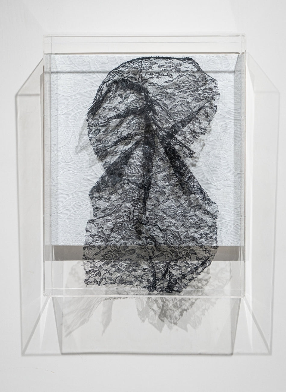 Hong Wai 洪慧: Lace Pleated Calligraphy - Eternity (蕾絲書法- 永)